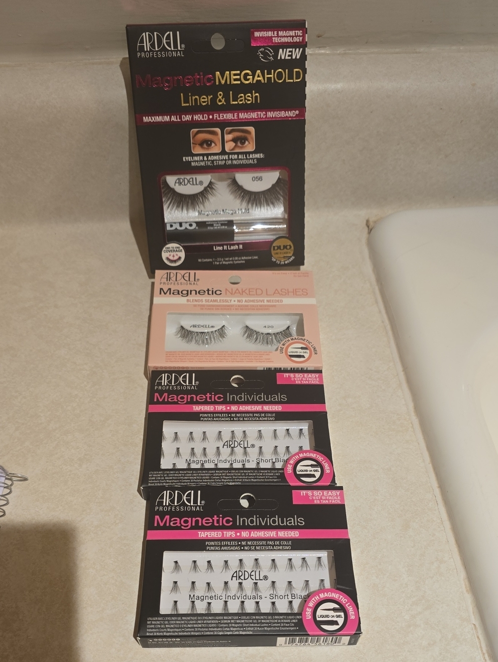 Ardell Magnetic Hold Liner & Lash Set with 3 Extra Packs of Lashes